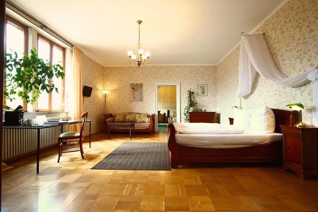 Hotel Villa Koenigsgarten Siebeldingen Dış mekan fotoğraf